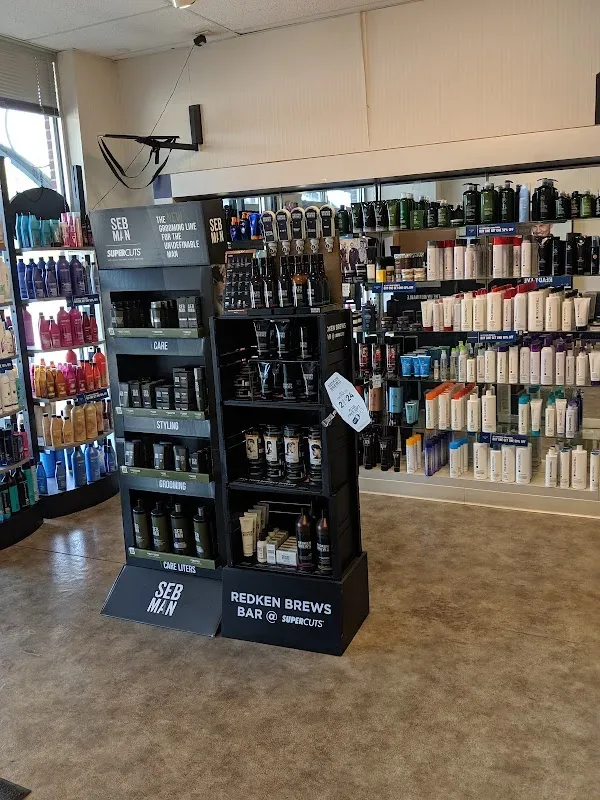 SUPERCUTS — Hair salon in New Bern